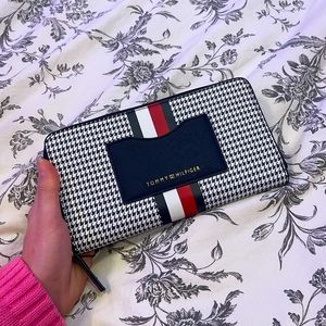 Tommy Hilfiger Wallet